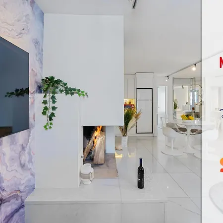 Apartment Boutique Design-suite-apartment At Best Central Location *